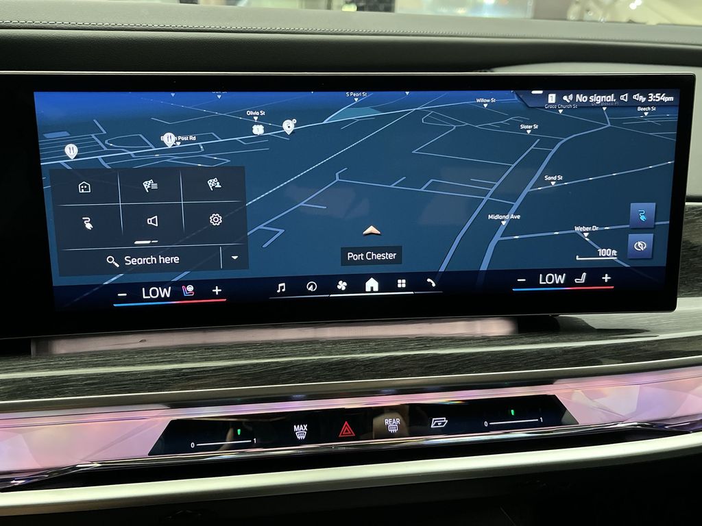 Thumbnail: 2024 BMW i7 - 18