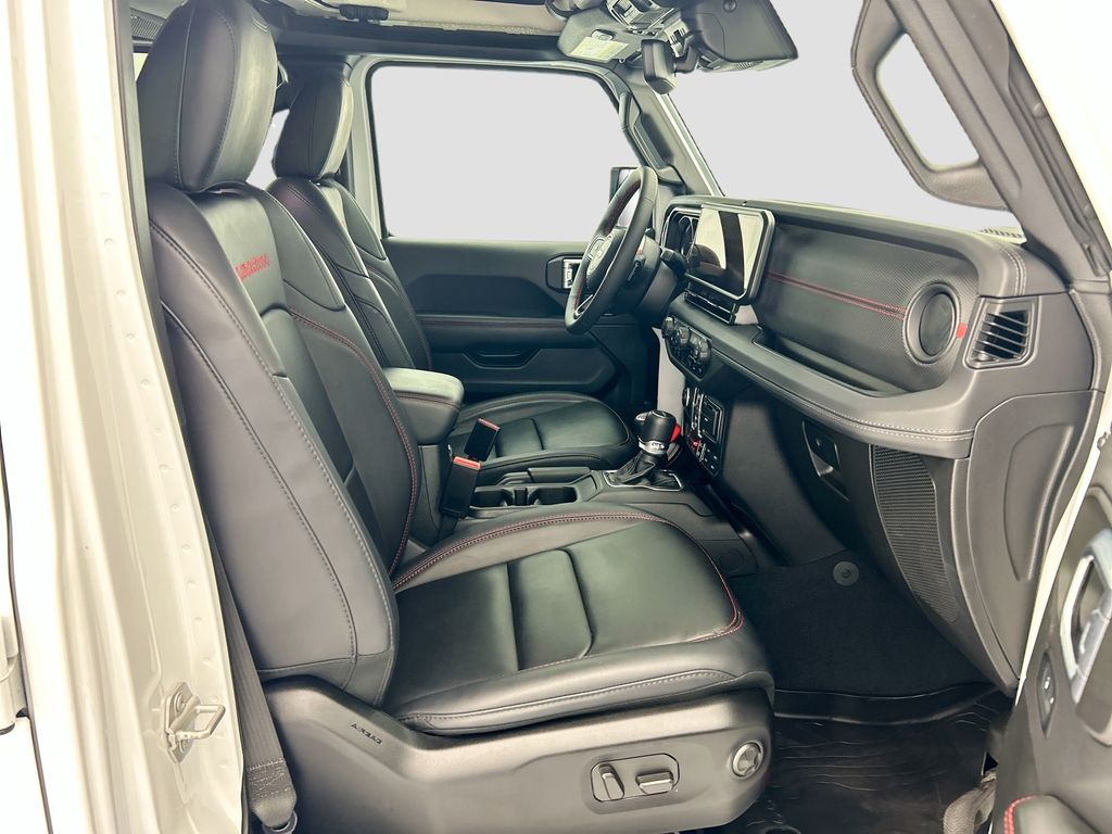 Thumbnail: 2024 Jeep Gladiator - 19