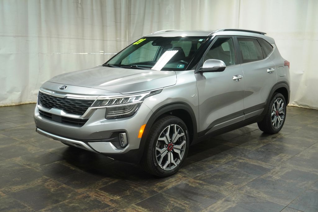 Used 2021 Kia Seltos SX with VIN KNDETCA27M7187071 for sale in Boardman, OH