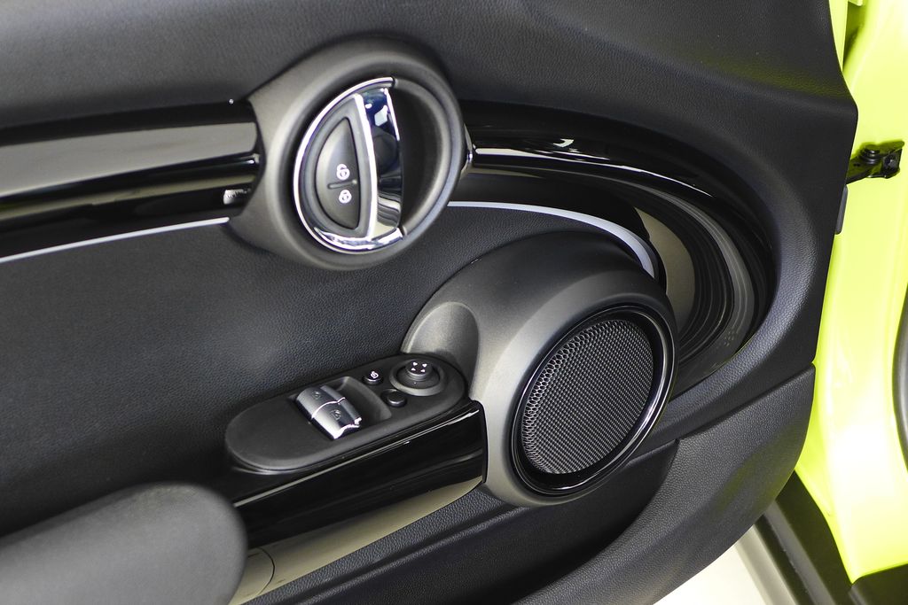 Thumbnail: 2023 MINI Cooper - 12