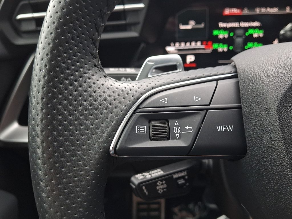Thumbnail: 2023 Audi RS 3 - 22