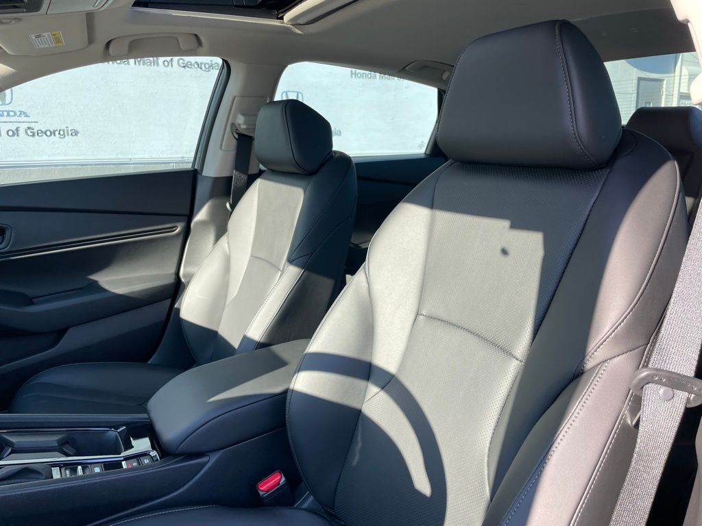 2025 Honda Accord EX-L 26