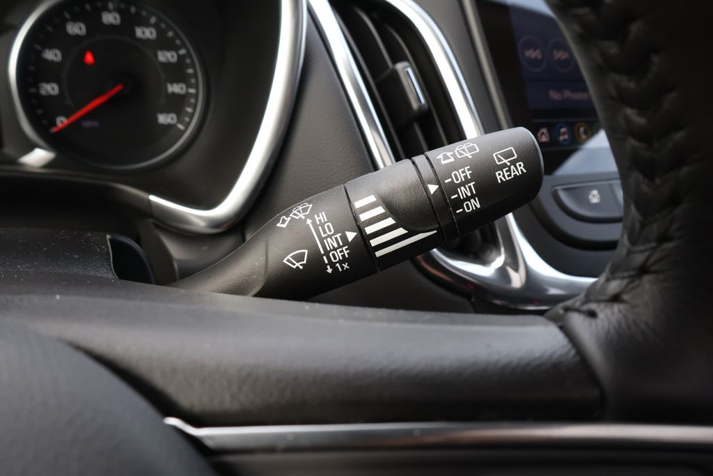 2022 Chevrolet Equinox LT 23