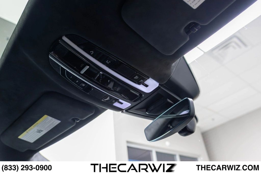2023 Porsche Cayenne Coup Turbo - Photo 92