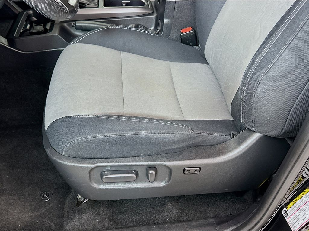 Thumbnail: 2020 Toyota Tacoma - 19