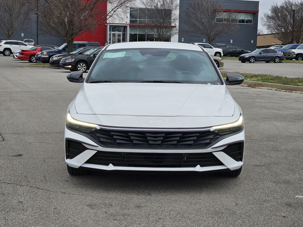 2026 Hyundai Elantra Hybrid