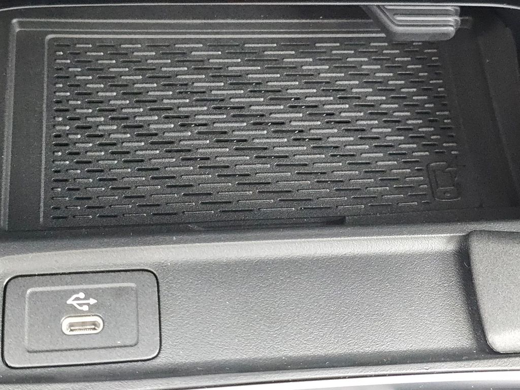 New 2026 Black Mercedes-Benz GLA 250 image 31
