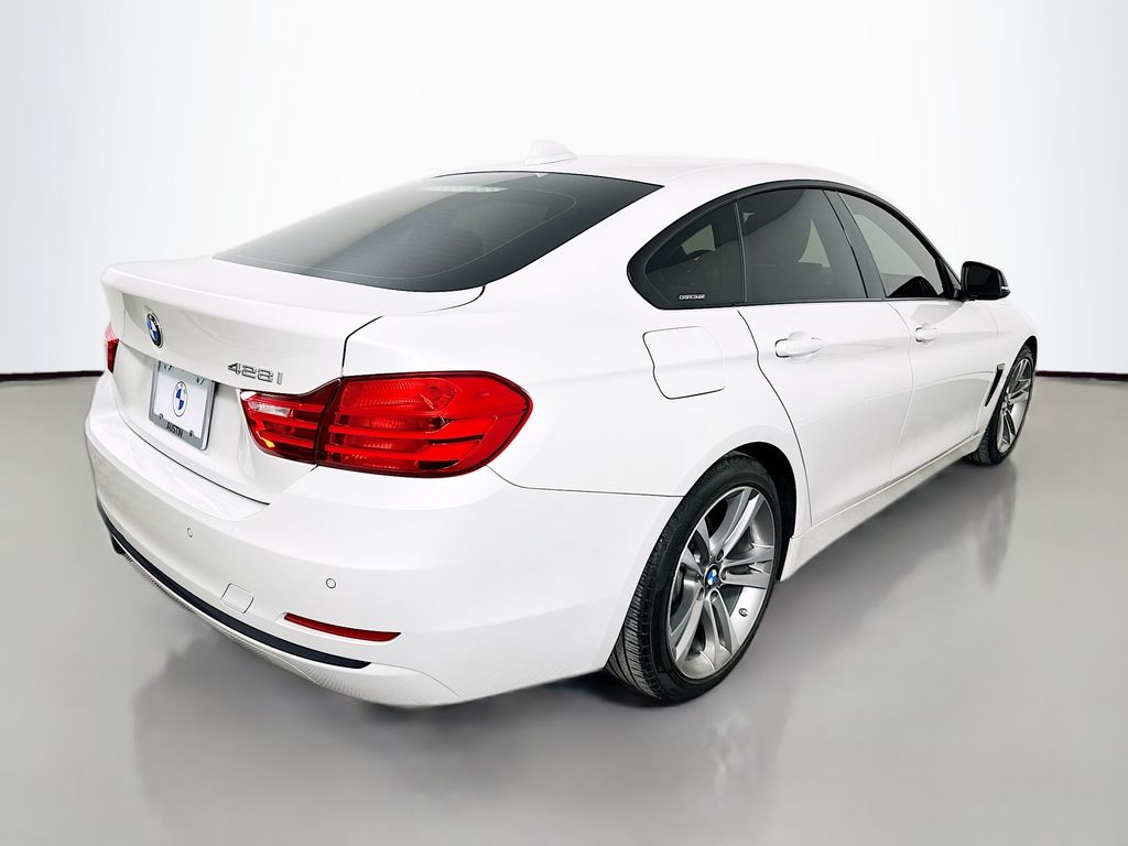Thumbnail: 2015 BMW 4 Series - 5