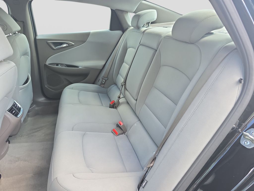 Used 2025 Chevrolet Malibu Sedan