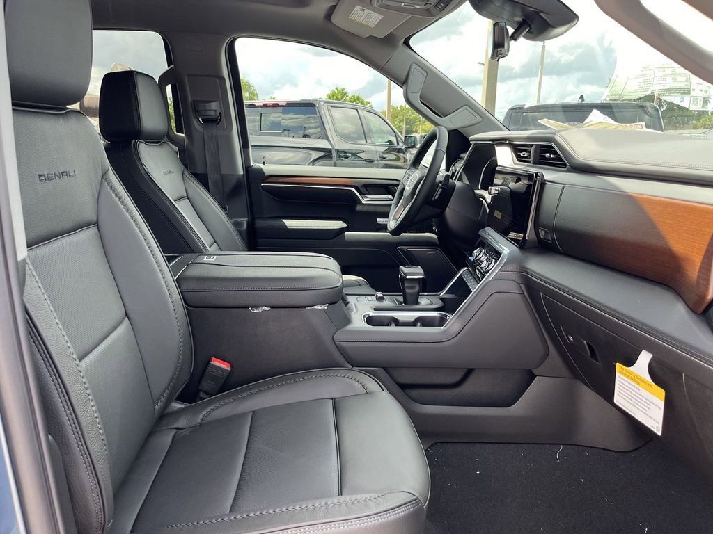 new 2024 GMC Sierra 1500 car, priced at $68,128