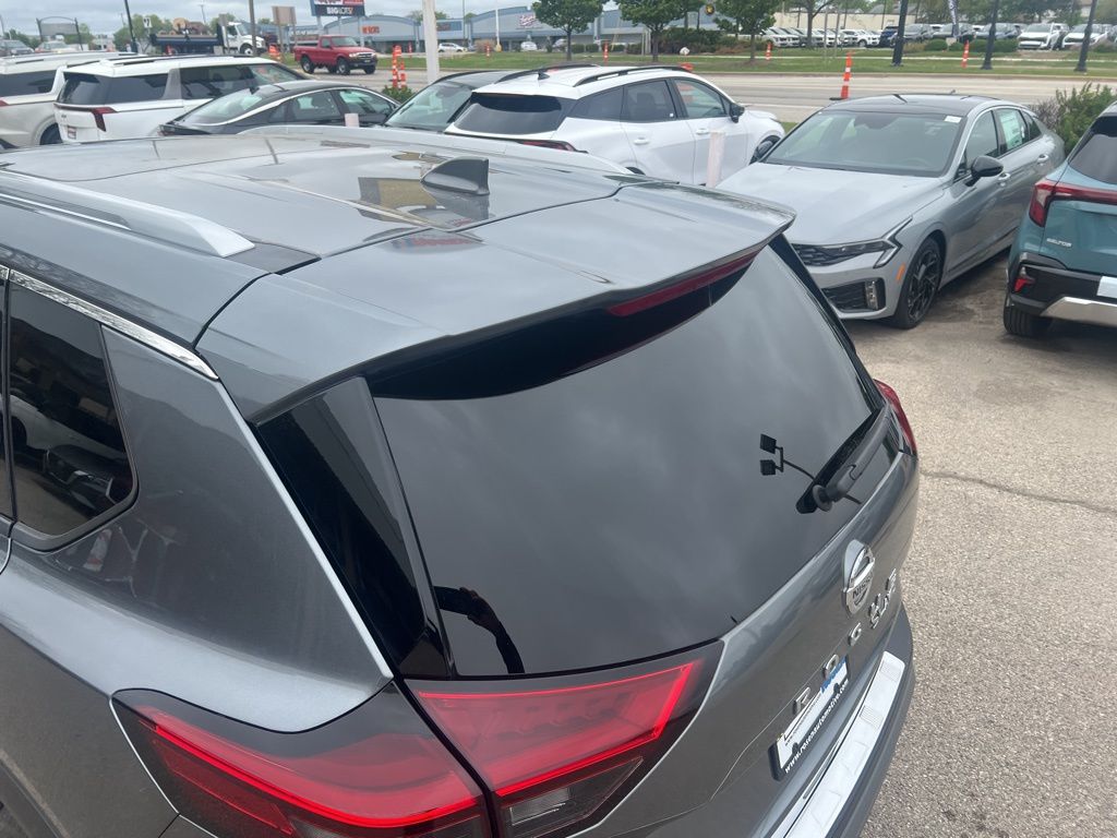 2021 Nissan Rogue SL photo