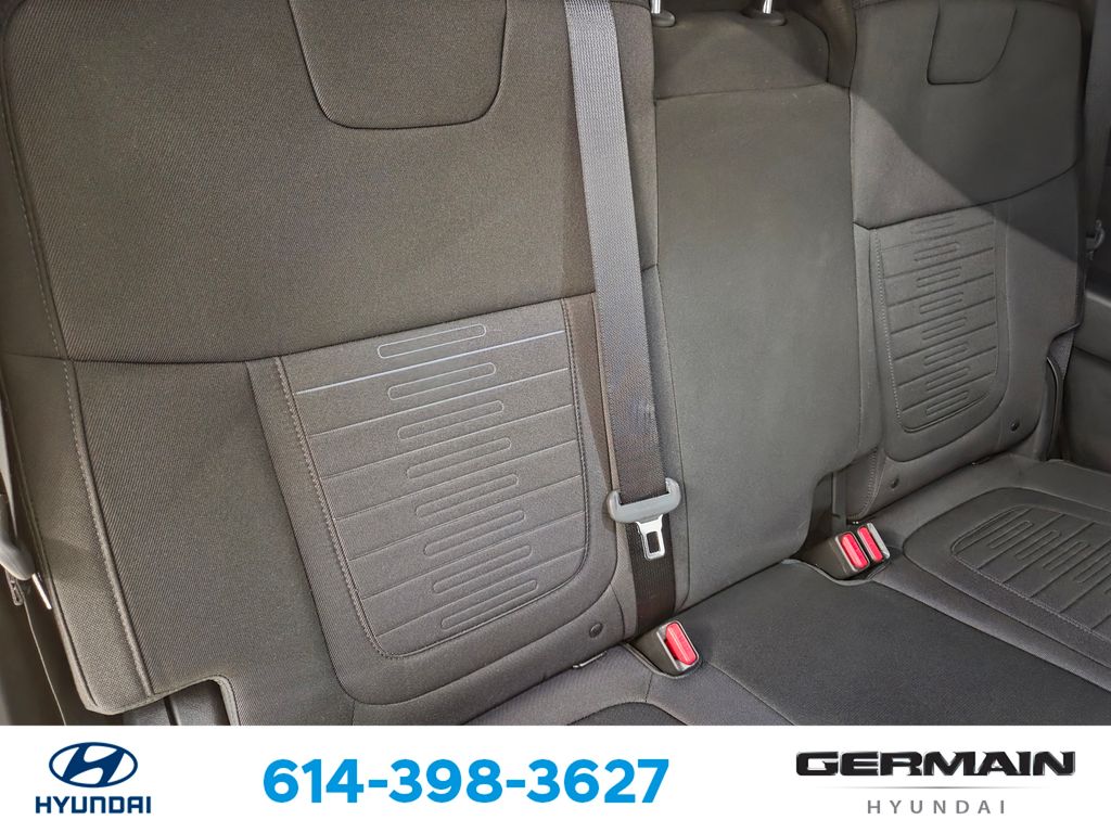Used 2022 White Hyundai SEL image 22