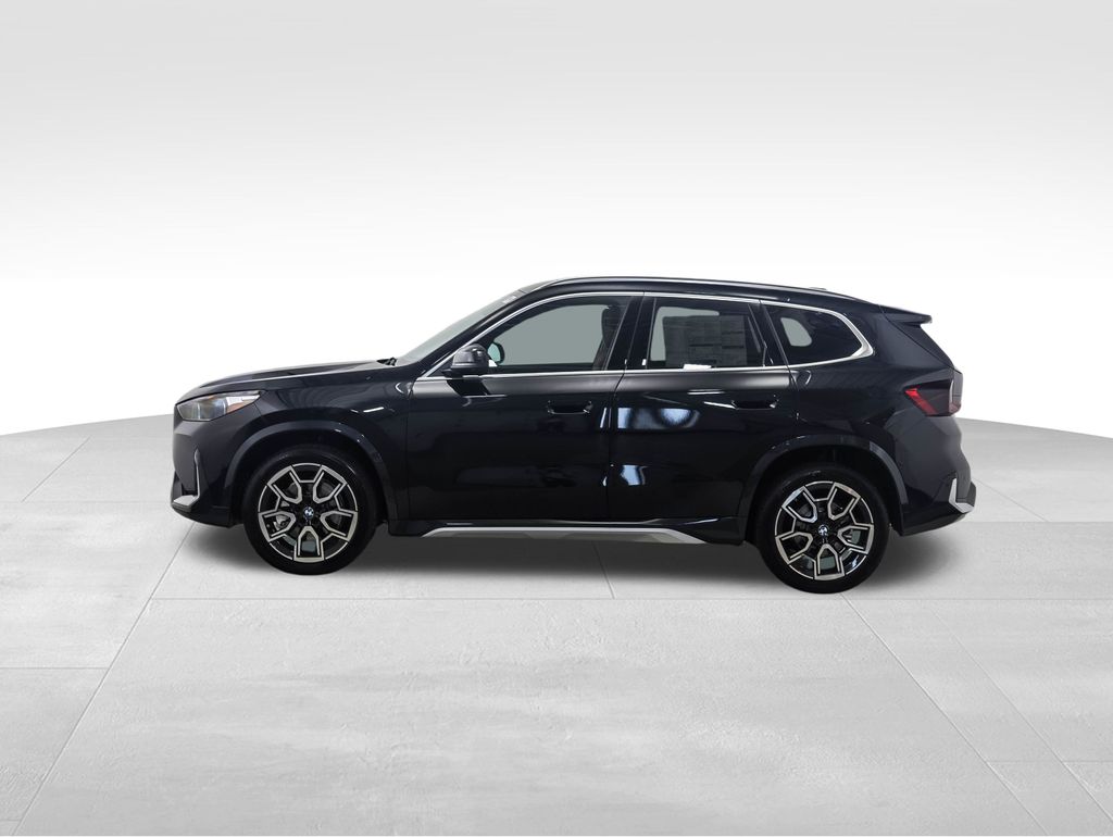 Thumbnail: 2026 BMW X1 - 3