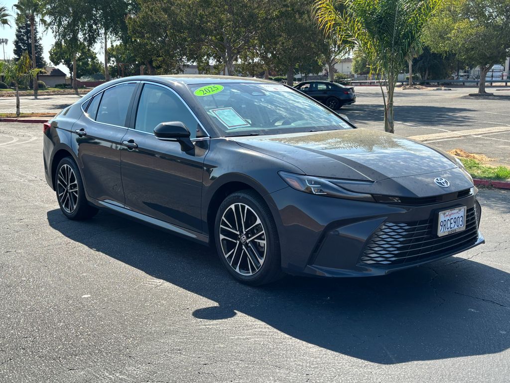 Thumbnail: 2025 Toyota Camry - 3