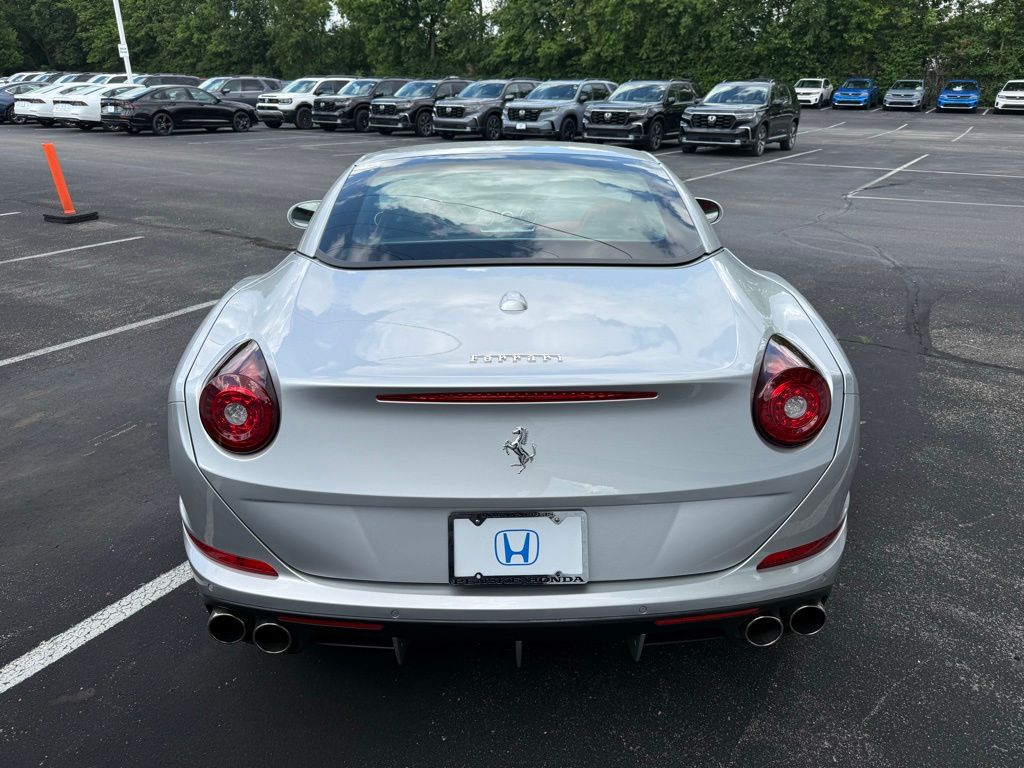 Thumbnail: 2017 Ferrari California - 17