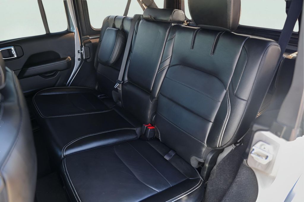 Used Car 2021 Jeep Wrangler  For Sale Under $30,000 In Austin, Texas