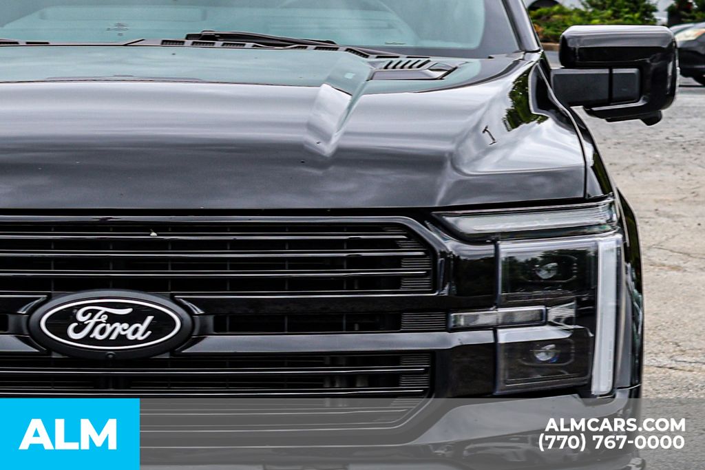 Used 2024 Black Ford Full Hybrid Platinum image 15