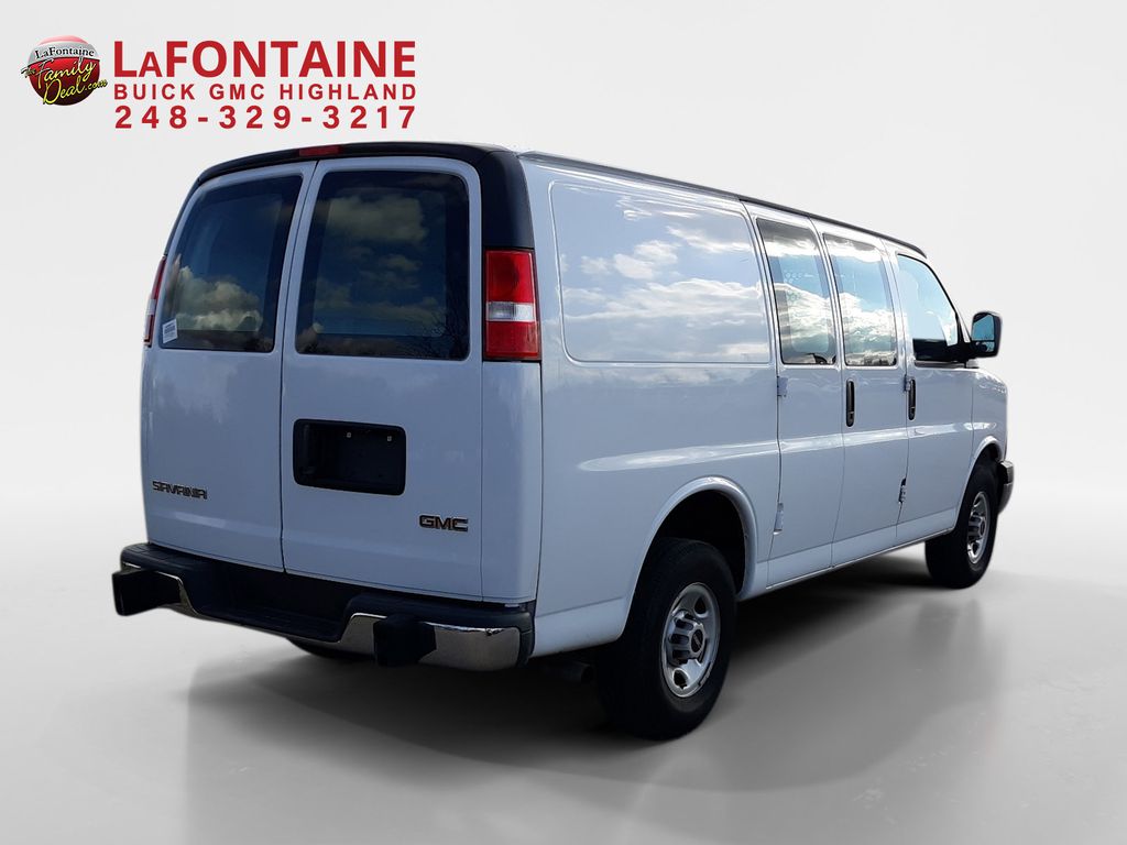 2022 GMC Savana 2500 Work Van 7