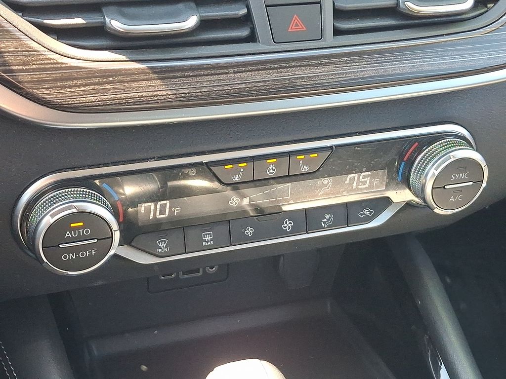 Thumbnail: 2021 Nissan Altima - 17