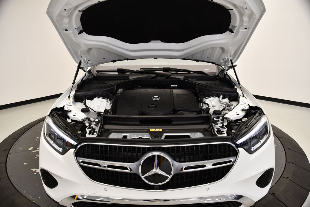 Thumbnail: 2025 Mercedes-Benz GLC - 12