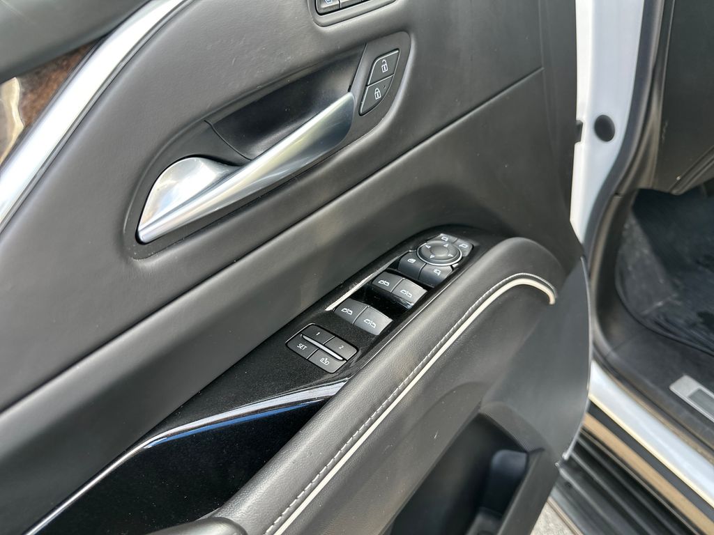 Used Car 2021 Cadillac Escalade  Sport Platinum For Sale Under $70,000 In Austin, Texas