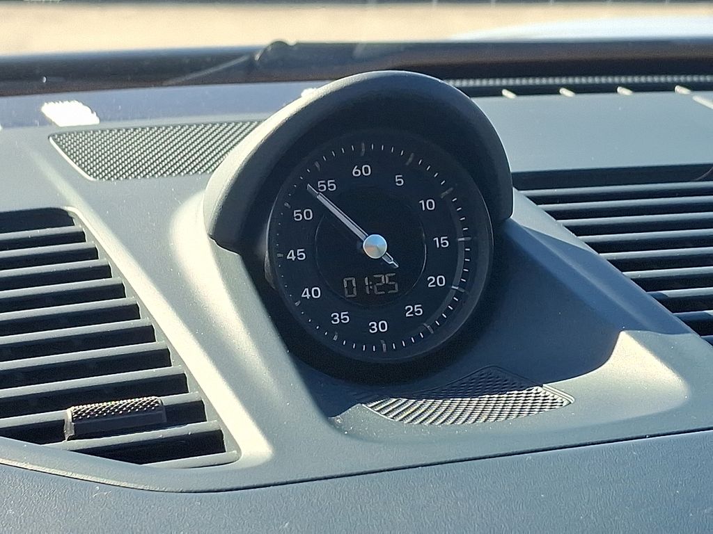 Thumbnail: 2020 Porsche 911 - 27