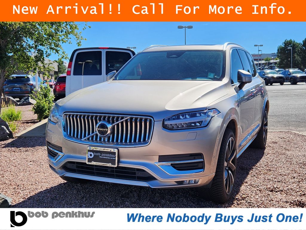 2023 Volvo XC90 B6 Plus 6-Seater