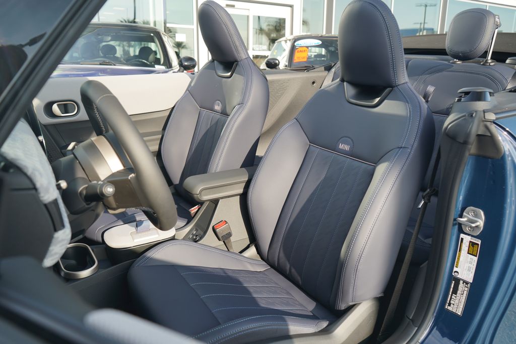 Thumbnail: 2026 MINI Cooper - 7