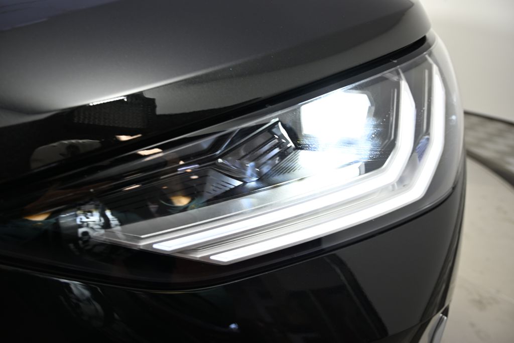 Thumbnail: 2026 BMW X3 - 9