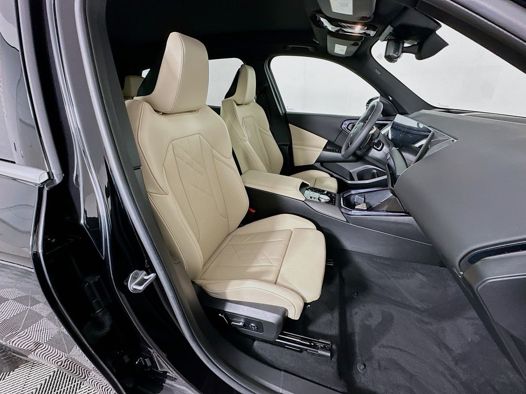 Thumbnail: 2025 BMW X3 - 27