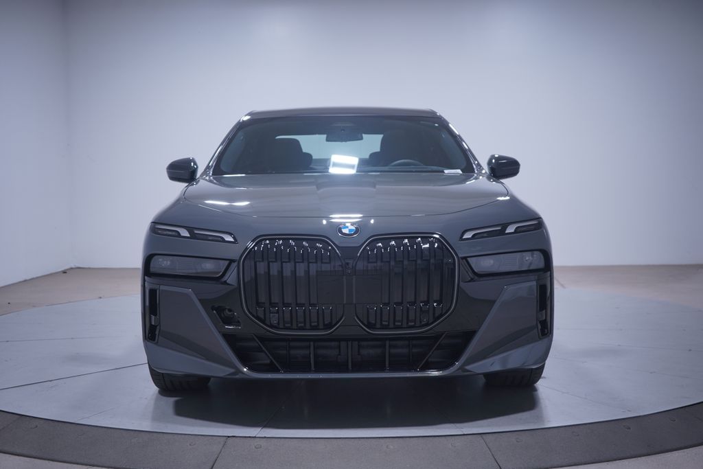 2025 BMW 7 Series 740i 4