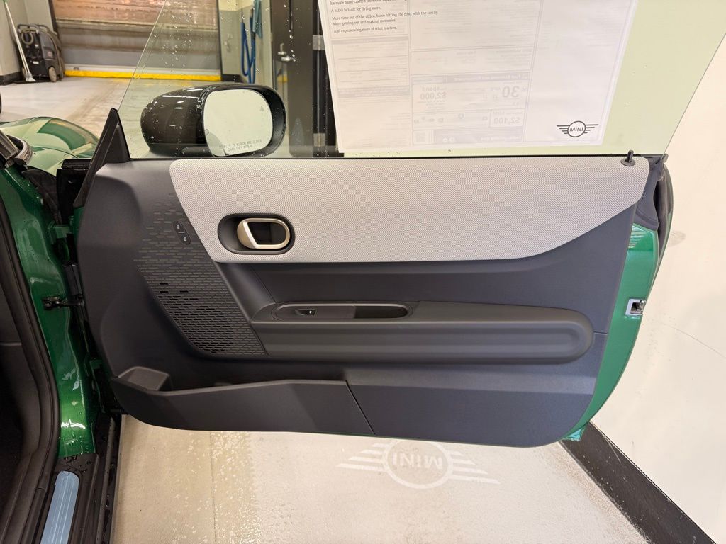 Thumbnail: 2026 MINI Cooper - 21