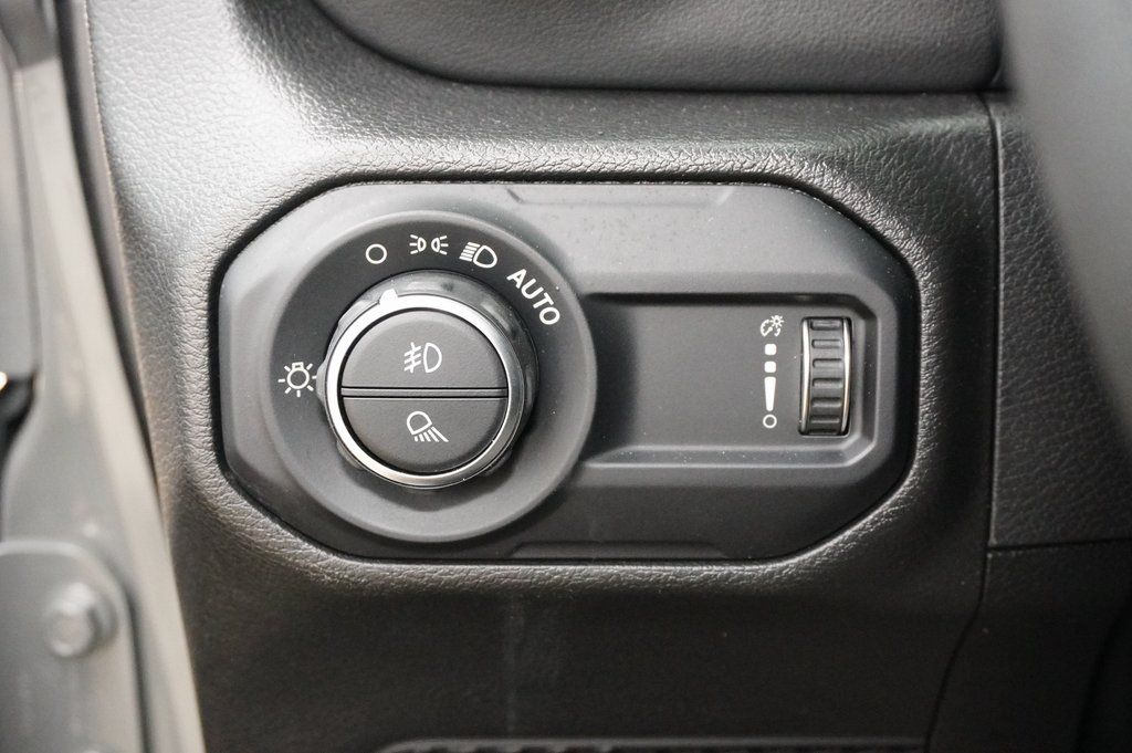 Used Car 2023 Jeep Gladiator  High Altitude For Sale Under $35,000 In Weatherford, Texas