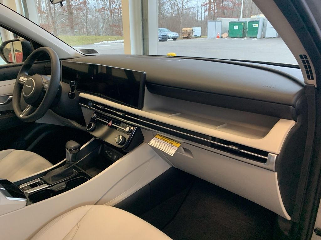 New 2026 Silver Hyundai SEL image 20