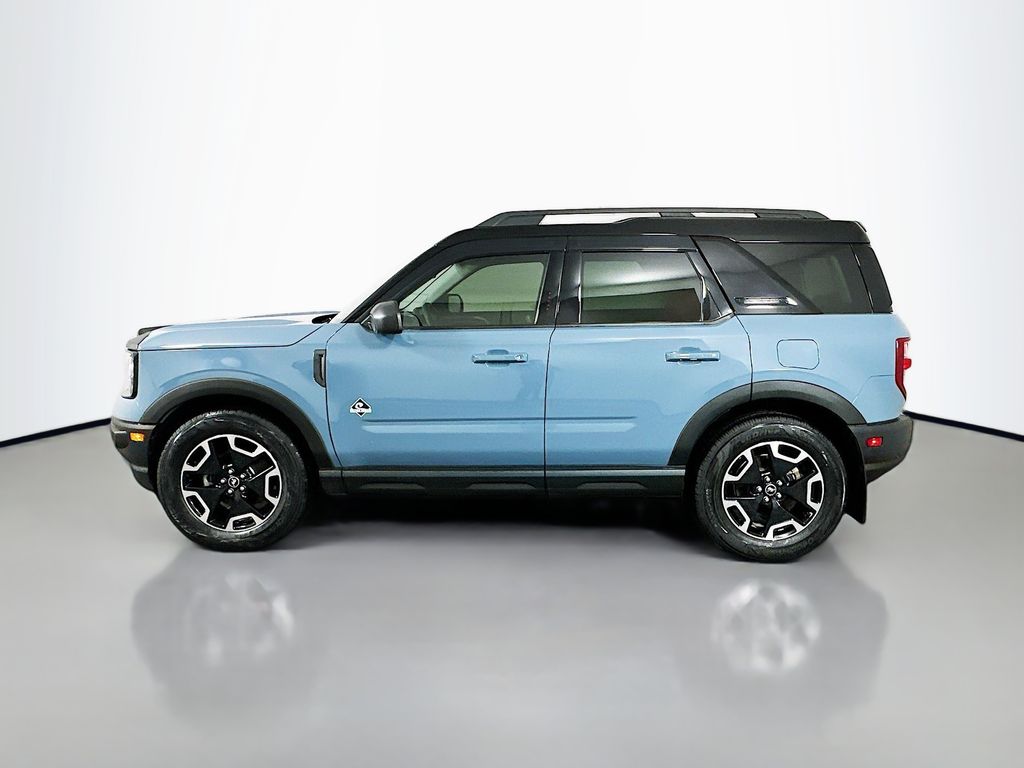 Thumbnail: 2021 Ford Bronco Sport - 8