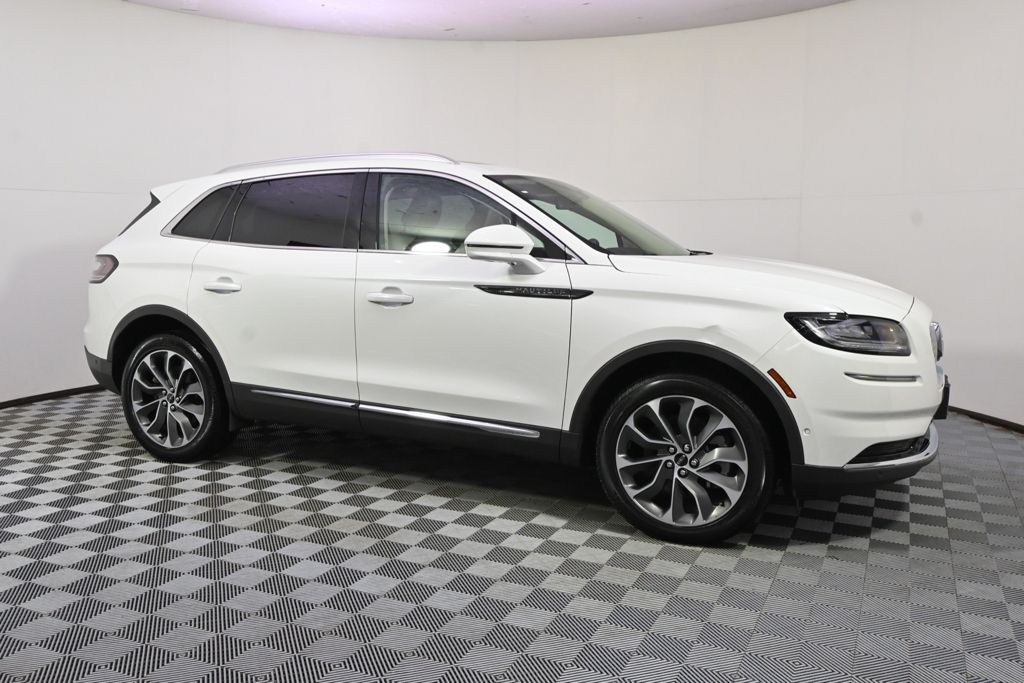 Certified Used 2023 White Lincoln Reserve image 8