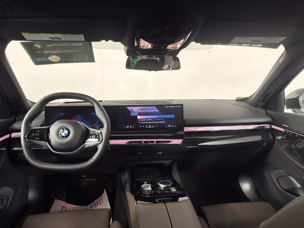 Thumbnail: 2024 BMW 5 Series - 18