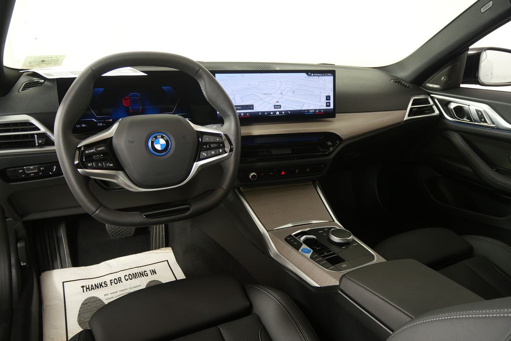Thumbnail: 2025 BMW i4 - 19