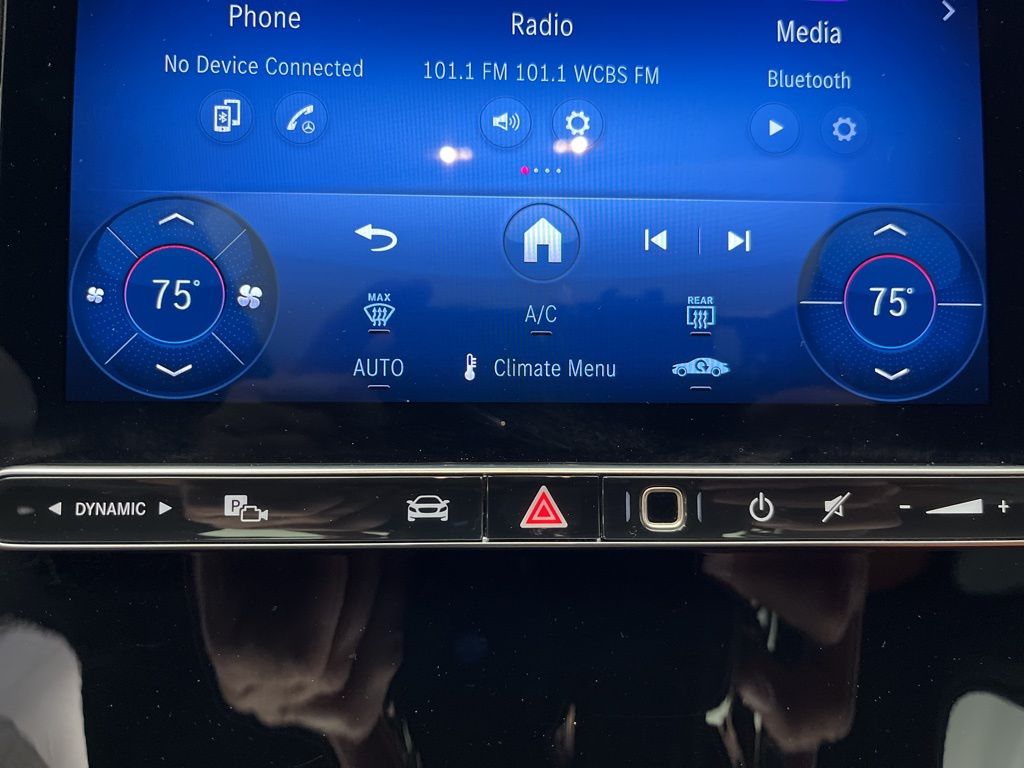 Thumbnail: 2025 Mercedes-Benz GLC - 20