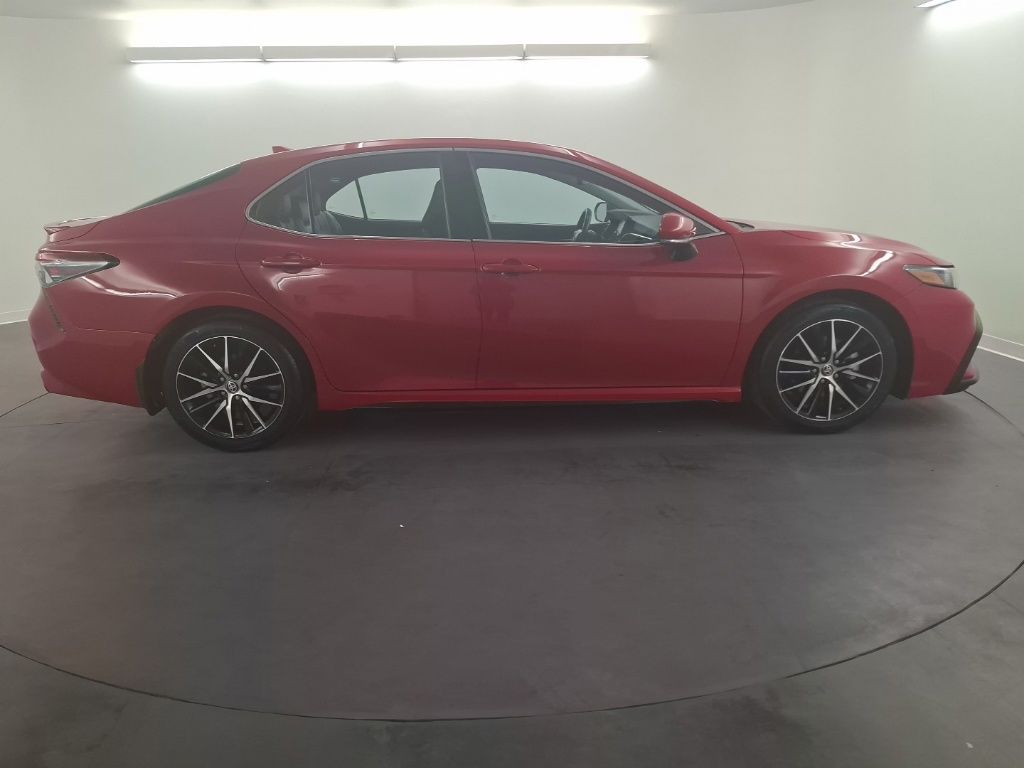 2024 Toyota Camry SE — photo 8