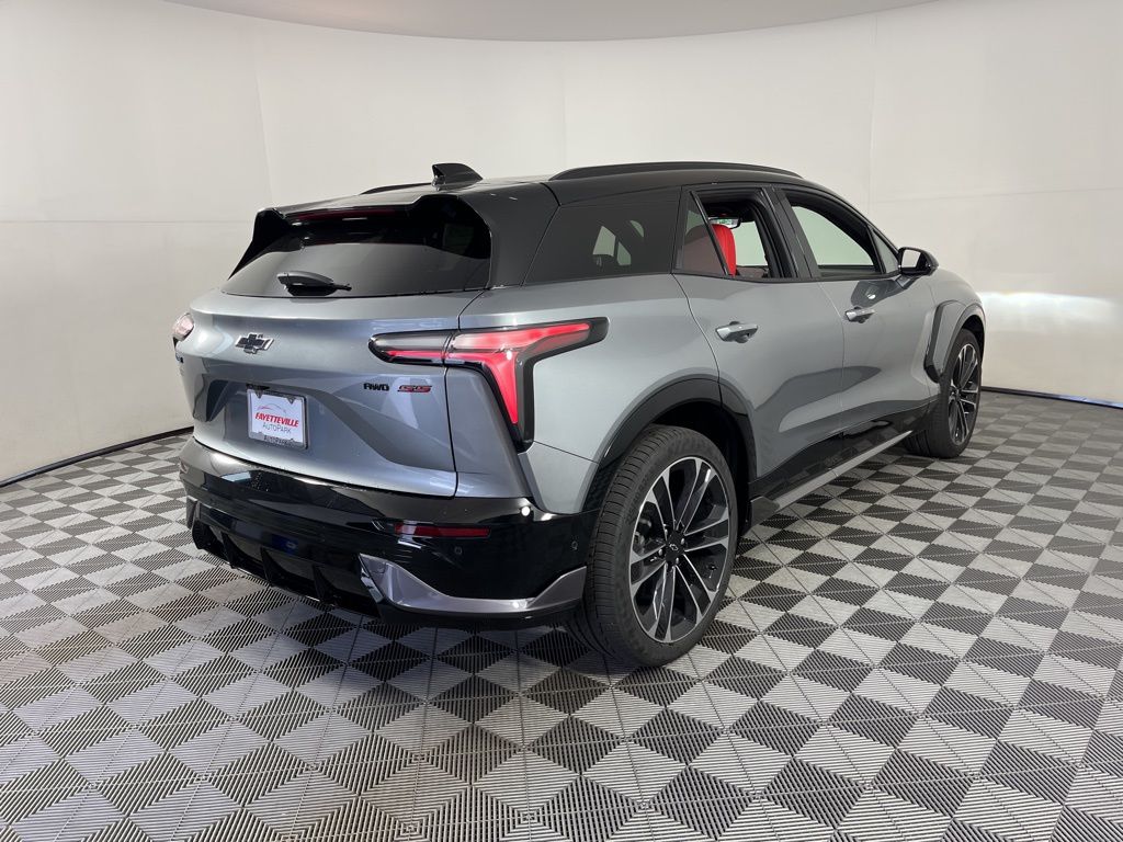 2025 Chevrolet Blazer EV SS 18