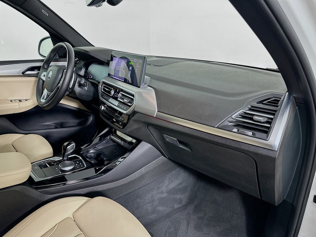 Thumbnail: 2023 BMW X3 - 30
