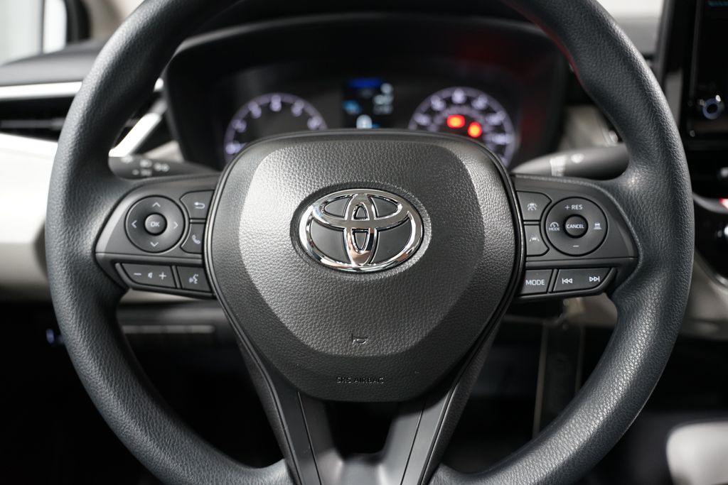 2025 Toyota Corolla LE 12