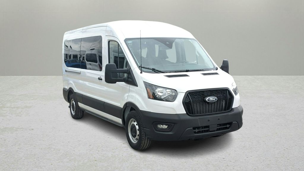 2025 Ford Transit Passenger 350 XL Medium Roof LB RWD