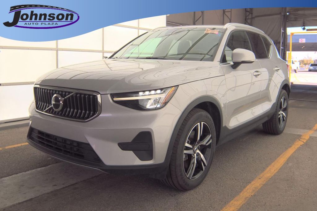 Silver Dawn Metallic 2025 Volvo XC40 SUV / Crossover All-Wheel Drive Automatic