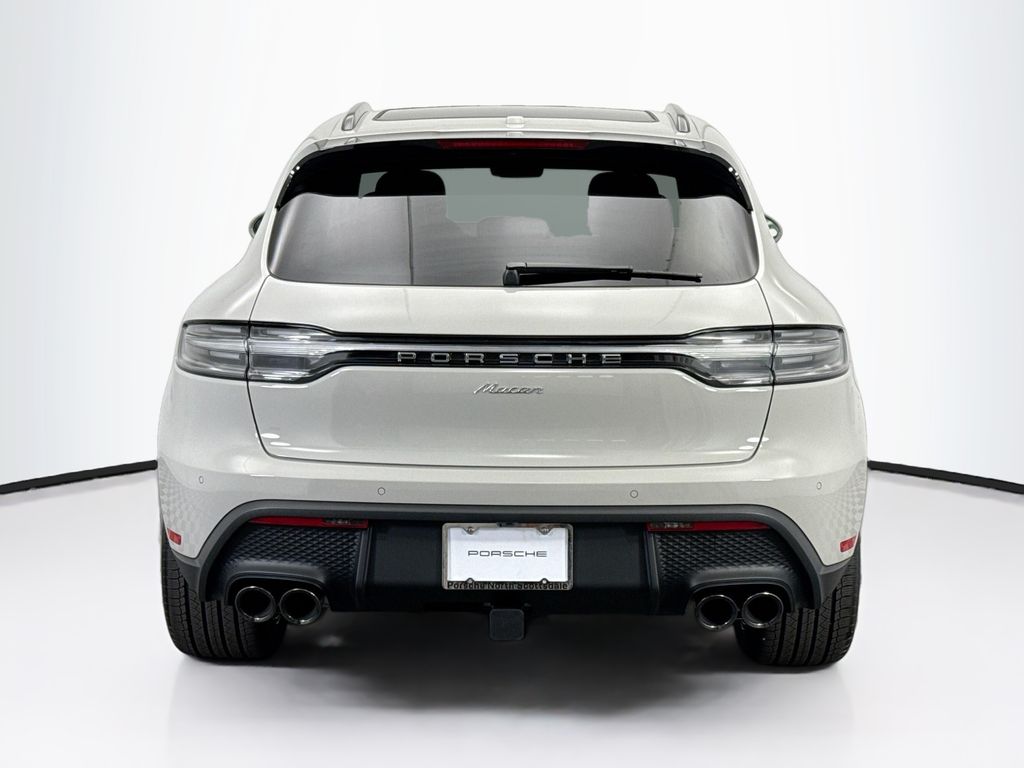 Thumbnail: 2026 Porsche Macan - 6