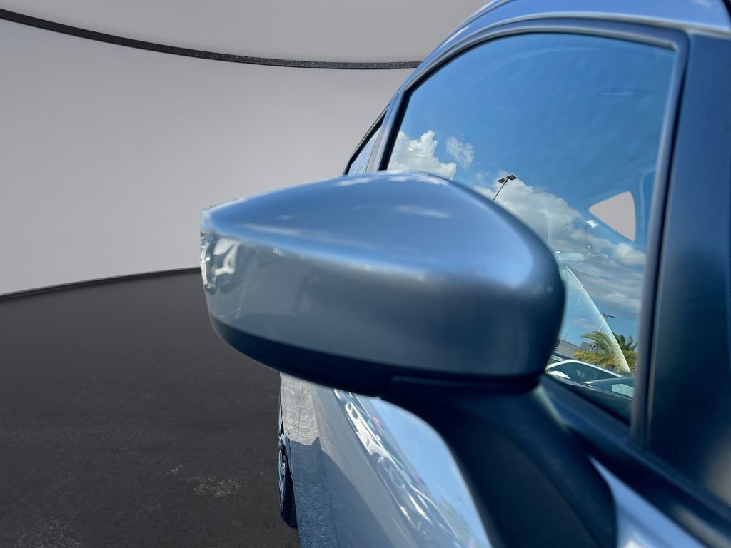 Thumbnail: 2015 Nissan Versa Note - 30