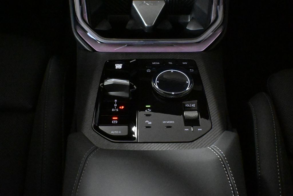 Thumbnail: 2026 BMW X3 - 23