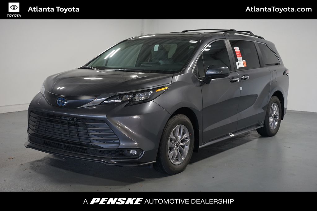 Thumbnail: 2025 Toyota Sienna - 1