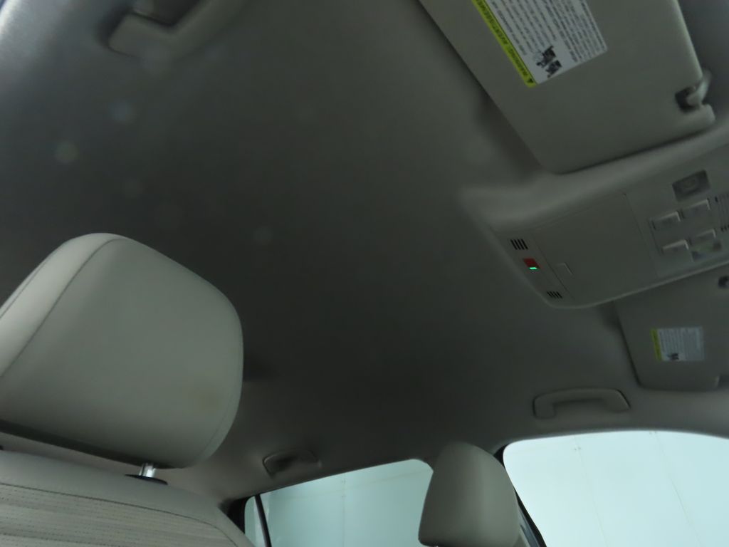 Thumbnail: 2022 Volkswagen Tiguan - 18